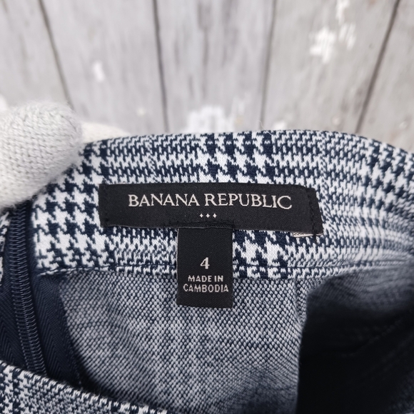 Banana Republic Womens Sz 4 Houndstooth Plaid Ruffle Mini Skirt Dark Acadamia - Picture 3 of 7